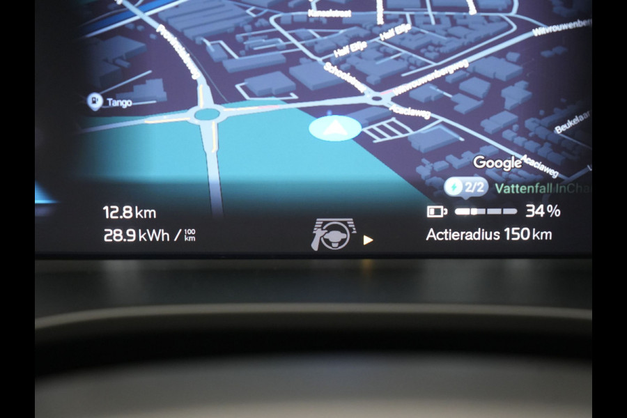 Volvo C40 Plus Recharge Pure Electric 69 kWh 231pk Dealer O.H. | Trekhaak Af Fabriek | Panodak | Adaptive Cruise | Camera | Alcantara Sportstoelen & Stuur Verwarmd | Keyless | Blis | Google Assistent | Apple Carplay | DAB |