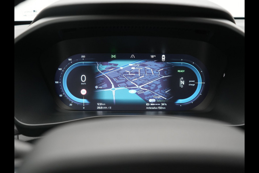 Volvo C40 Plus Recharge Pure Electric 69 kWh 231pk Dealer O.H. | Trekhaak Af Fabriek | Panodak | Adaptive Cruise | Camera | Alcantara Sportstoelen & Stuur Verwarmd | Keyless | Blis | Google Assistent | Apple Carplay | DAB |