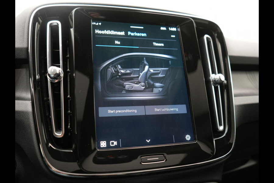 Volvo C40 Plus Recharge Pure Electric 69 kWh 231pk Dealer O.H. | Trekhaak Af Fabriek | Panodak | Adaptive Cruise | Camera | Alcantara Sportstoelen & Stuur Verwarmd | Keyless | Blis | Google Assistent | Apple Carplay | DAB |