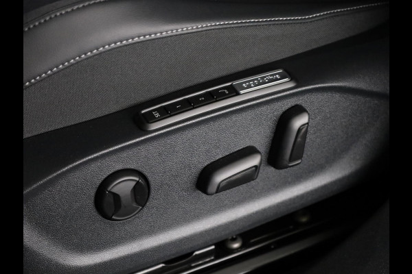 Volkswagen ID.7 Limited Edition Plus 77 kWh accu 210 kW / 286 PK V / Trekhaak / Massage / Carplay