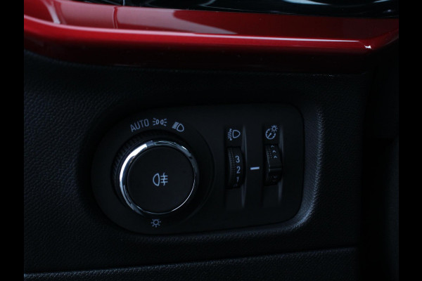 Opel Mokka-e Ultimate 50-kWh Navigatie Apple Carplay/Android Auto Adaptieve Cruise Control Parkeersensoren Camera Stoel-en stuurwielverwarming Virtual Cockpit Full LED