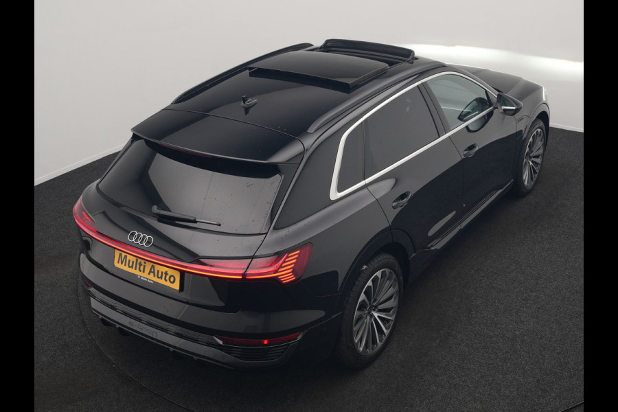 Audi Q8 e-tron 55 Quattro S Edition 114 kWh 408pk Dealer O.H. | Panodak | Luchtvering | Adaptive Cruise | Head Up | Bang & Olufsen | 360 Camera | Lederen Sportstoelen Verwarmd | Matrix LED | Keyless | Apple Carplay | Navigatie | DAB |