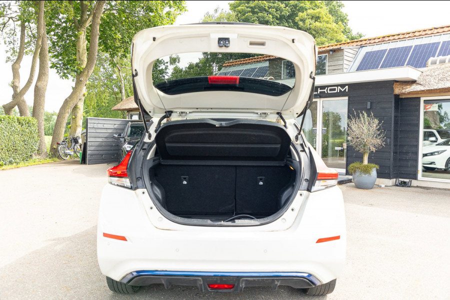 Nissan Leaf Tekna 40 kWh Soh 85% I Camera I Bose I Adaptive Cruise I Stoel & stuurverwarming I Android I Apple I Parkeersensoren