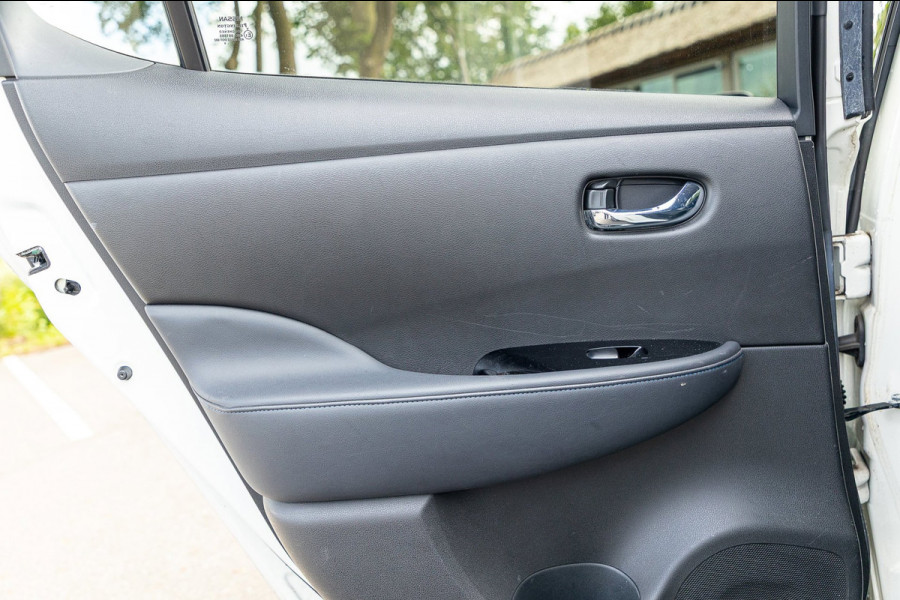 Nissan Leaf Tekna 40 kWh Soh 85% I Camera I Bose I Adaptive Cruise I Stoel & stuurverwarming I Android I Apple I Parkeersensoren
