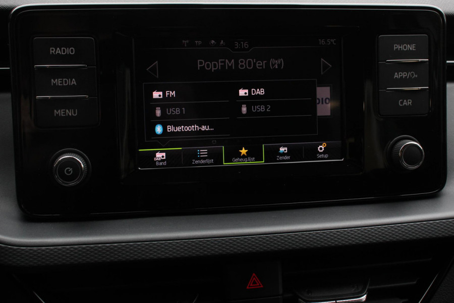 Škoda Kamiq 1.0 TSI DSG Ambition Adaptive Cruise Control Trekhaak DAB Stoelverwarming Apple Carplay/Android Auto Lichtmetalen Velgen