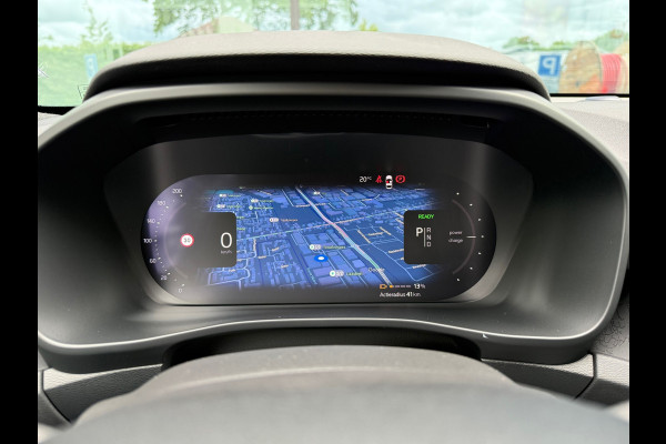 Volvo XC40 Recharge Core 70 kWh - Automaat - Navi - Camera - Parkeerhulp