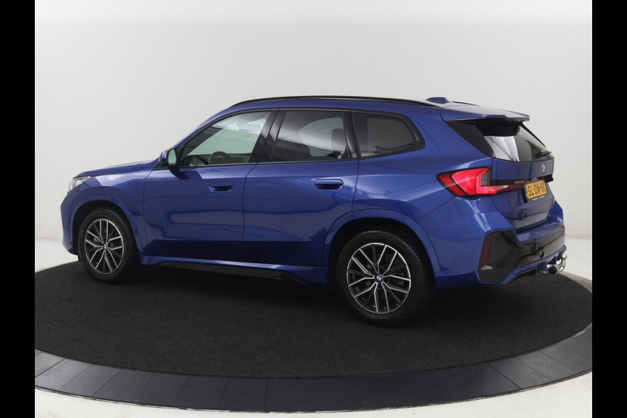 BMW X1 xDrive23i M Sport | Head-Up | Adaptive Cruise | Trekhaak | Leder | 360 camera | Stoelverwarming | Keyless | Adaptief LED | Carplay | Sportstoelen | Live Cockpit Professional | 204pk