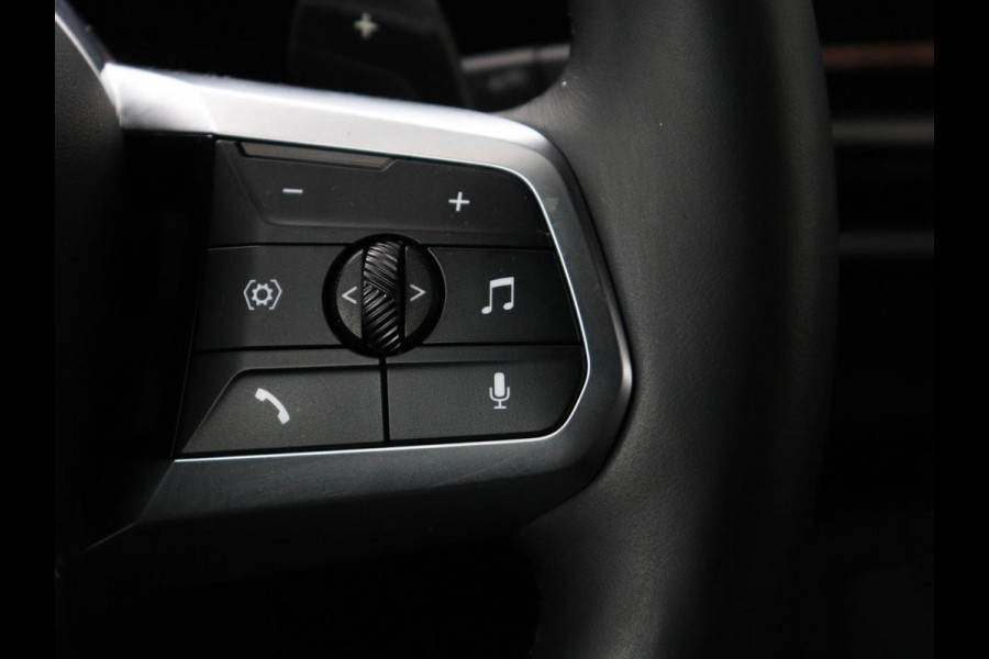 BMW X1 xDrive23i M Sport | Head-Up | Adaptive Cruise | Trekhaak | Leder | 360 camera | Stoelverwarming | Keyless | Adaptief LED | Carplay | Sportstoelen | Live Cockpit Professional | 204pk