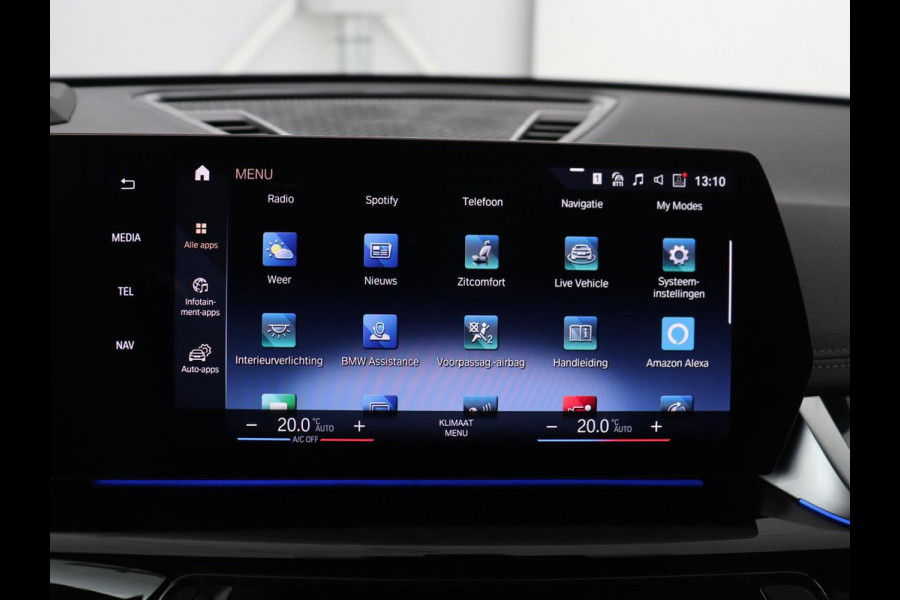 BMW X1 xDrive23i M Sport | Head-Up | Adaptive Cruise | Trekhaak | Leder | 360 camera | Stoelverwarming | Keyless | Adaptief LED | Carplay | Sportstoelen | Live Cockpit Professional | 204pk