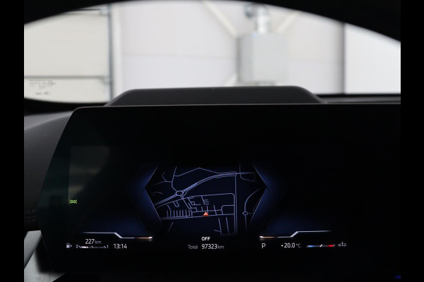 BMW X1 xDrive23i M Sport | Head-Up | Adaptive Cruise | Trekhaak | Leder | 360 camera | Stoelverwarming | Keyless | Adaptief LED | Carplay | Sportstoelen | Live Cockpit Professional | 204pk
