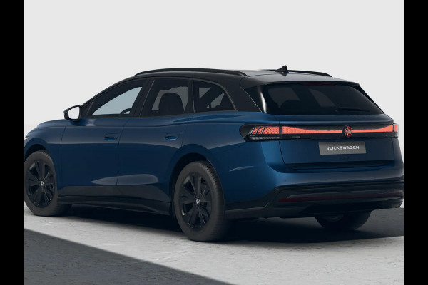 Volkswagen ID.7 Limited Edition Plus 77 kWh accu 210 kW / 286 PK V / Trekhaak / 360 graden camera / Black style