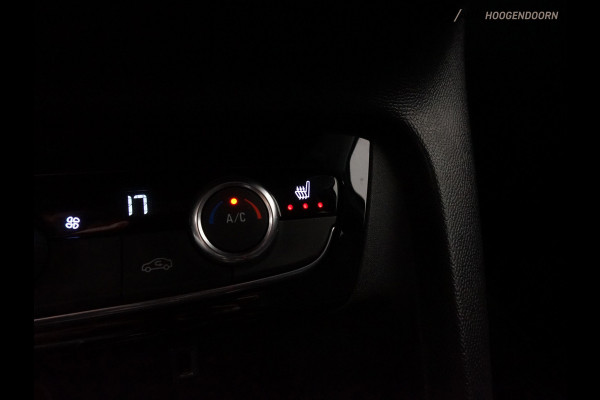 Opel Corsa 1.2 Elegance Sport (APPLE CARPLAY,STOELVERWARMING,ACHTERUITRIJCAMERA,CRUISE CONTROL,CLIMATE,LM-VELGEN,LED,TOPCONDITIE)