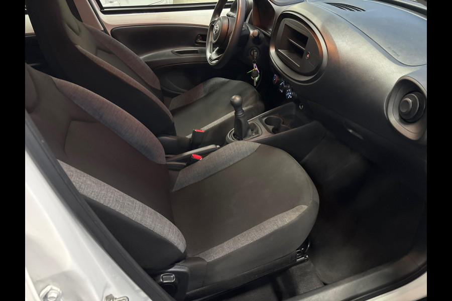 Toyota Aygo X 1.0 VVT-i MT