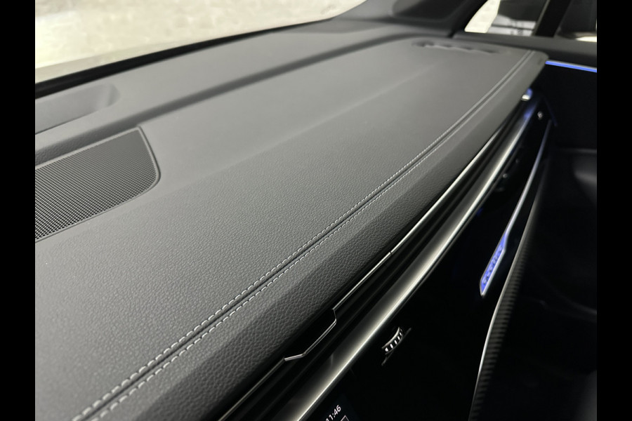 Audi Q7 60e 489pk S Competition RS-Seats | Carbon in/exterieur | B&O | Panorama | 360 Camera | Soft-Close | Head-Up | 88350,= ex btw  | ACC | Matrix-LED | Keyless-Entry |  Lane & Side assist | Stuurwielverwarming | Alarm | 22" Audi Sport | Leder op Dashboard | Rijklaarprijs en fabrieksgarantie.