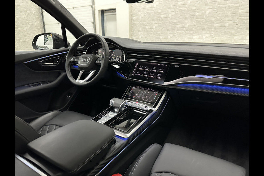 Audi Q7 60e 489pk S Competition RS-Seats | Carbon in/exterieur | B&O | Panorama | 360 Camera | Soft-Close | Head-Up | 88350,= ex btw  | ACC | Matrix-LED | Keyless-Entry |  Lane & Side assist | Stuurwielverwarming | Alarm | 22" Audi Sport | Leder op Dashboard | Rijklaarprijs en fabrieksgarantie.