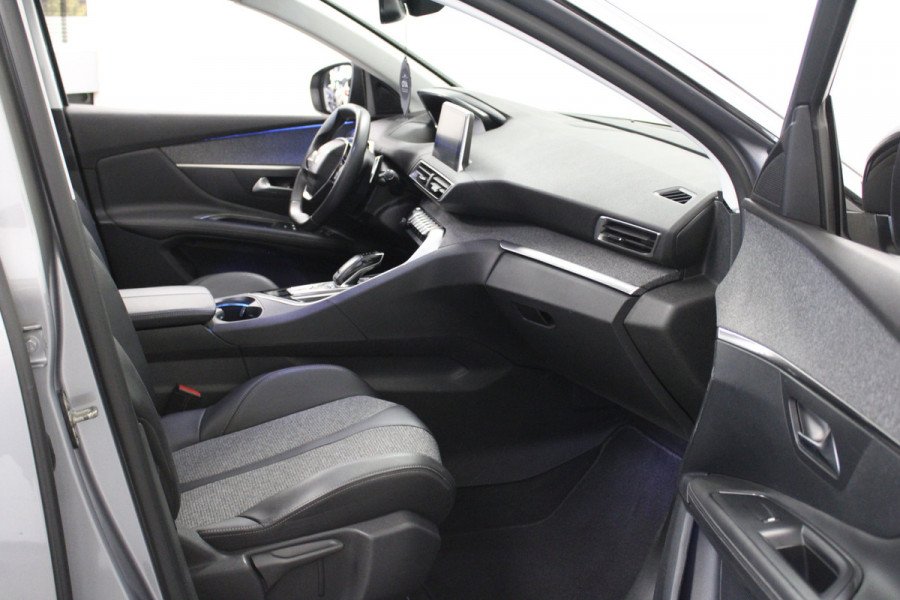 Peugeot 3008 1.2 PureTech Blue Lease Premium