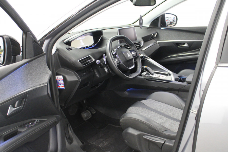 Peugeot 3008 1.2 PureTech Blue Lease Premium