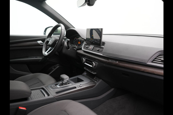 Audi Q5 50 TFSI e Pro Line PHEV 300pk Dealer O.H. | Trekhaak Af Fabriek | Head Up | 360 Camera | Voorstoelen Verwarmd | Blis | 20"L.M | Virtual Cockpit | Cruise Control | Navigatie | DAB | Plug In Hybrid |
