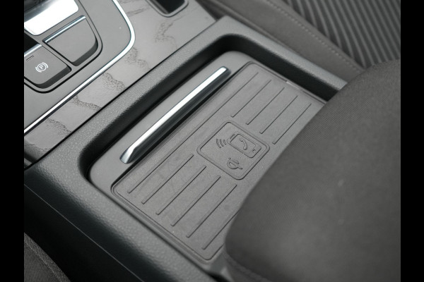 Audi Q5 50 TFSI e Pro Line PHEV 300pk Dealer O.H. | Trekhaak Af Fabriek | Head Up | 360 Camera | Voorstoelen Verwarmd | Blis | 20"L.M | Virtual Cockpit | Cruise Control | Navigatie | DAB | Plug In Hybrid |