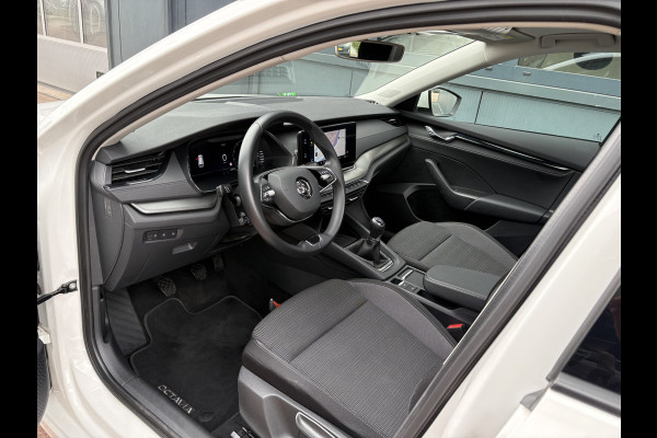 Škoda Octavia Combi 1.0 TSi Business Edition PANORAMDAK/CAMERA/ADAPT.CRUISE/PDC/WINTERPACK