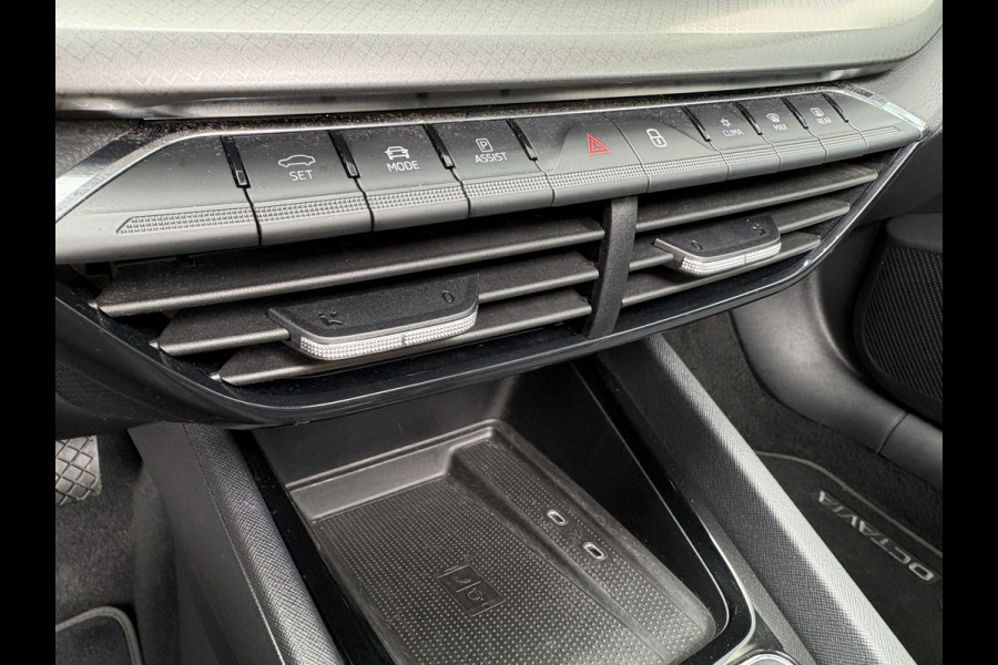 Škoda Octavia Combi 1.0 TSi Business Edition PANORAMDAK/CAMERA/ADAPT.CRUISE/PDC/WINTERPACK