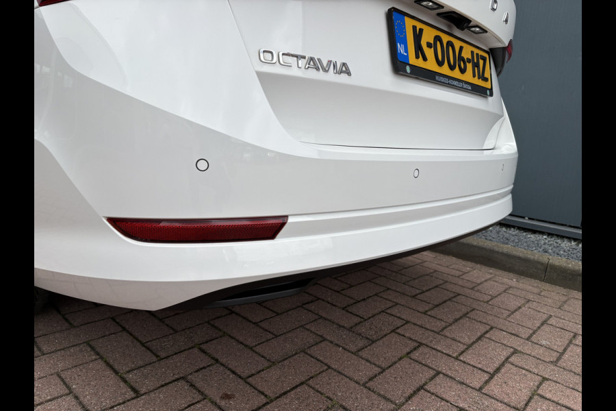 Škoda Octavia Combi 1.0 TSi Business Edition PANORAMDAK/CAMERA/ADAPT.CRUISE/PDC/WINTERPACK