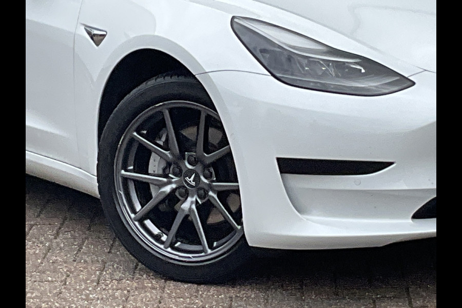 Tesla Model 3 RWD Plus 60 kWh LFP Leer Pano SOH 90%