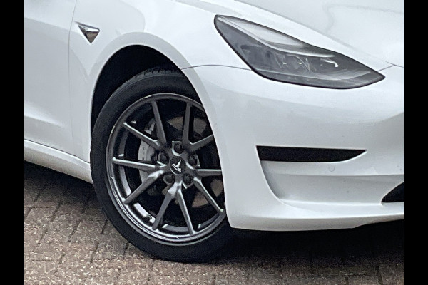 Tesla Model 3 RWD Plus 60 kWh LFP Leer Pano SOH 90%