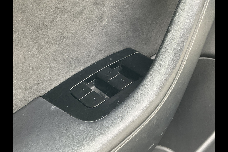 Tesla Model 3 RWD Plus 60 kWh LFP Leer Pano SOH 90%