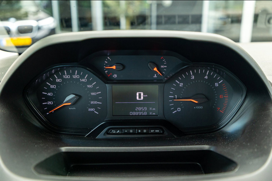 Peugeot Partner 1.5 BlueHDI Premium Kasteninrichting I Airco I Cruise I Apple I Android I Parkeersensoren