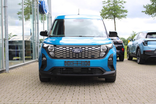 Ford E-Transit Courier Limited 44 kWh | Navigatie | Licht Metalen Velgen | Adaptive Cruise Control | Camera |