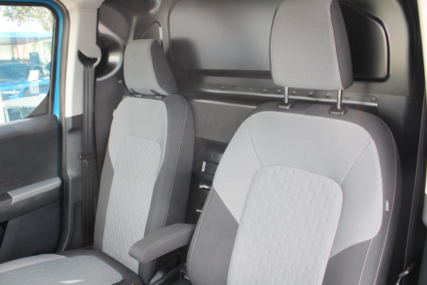 Ford E-Transit Courier Limited 44 kWh | Navigatie | Licht Metalen Velgen | Adaptive Cruise Control | Camera |