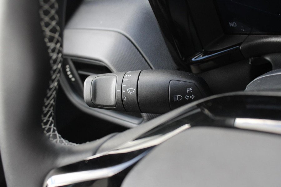 Ford E-Transit Courier Limited 44 kWh | Navigatie | Licht Metalen Velgen | Adaptive Cruise Control | Camera |