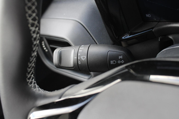 Ford E-Transit Courier Limited 44 kWh | Navigatie | Licht Metalen Velgen | Adaptive Cruise Control | Camera |