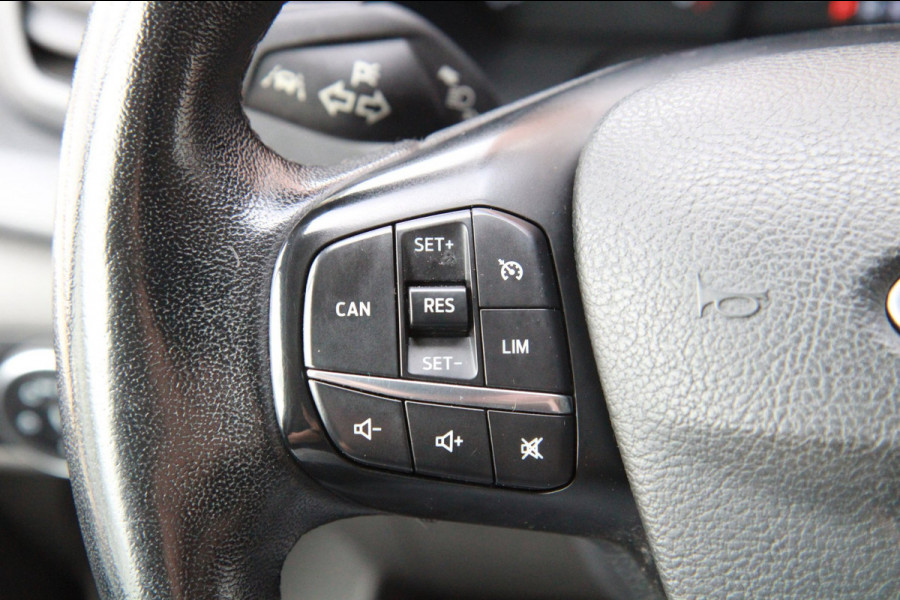 Ford Transit Custom 300 2.0 TDCI L1H1 Trend / 130PK Automaat / Trekhaak / Camera / 3 zits