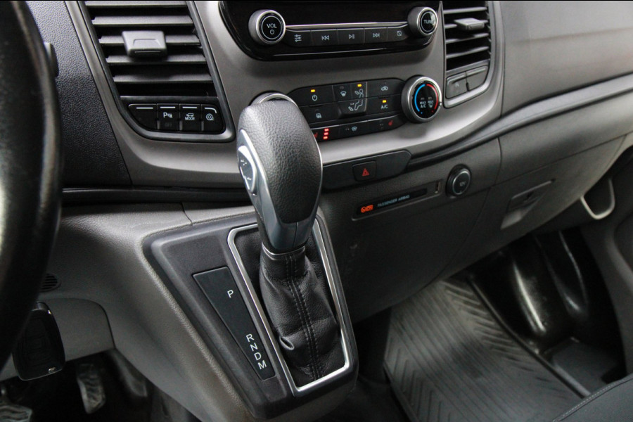 Ford Transit Custom 300 2.0 TDCI L1H1 Trend / 130PK Automaat / Trekhaak / Camera / 3 zits