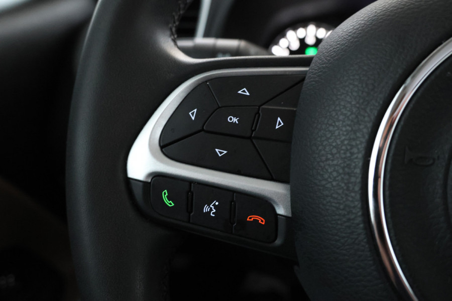 Jeep Renegade 1.6 E-Torq Longitude Panorama, Navigatie, Airco