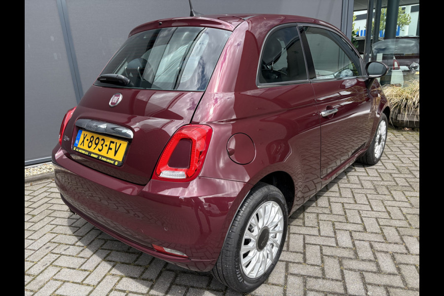 Fiat 500C 1.2 lounge Airco - Apple carplay - Navigatie - Parkeersensoren achter - Licht metalen velgen 15 inch - Cruise control - Bluetooth - Radio - Start/stop systeem - Elektrische ramen
