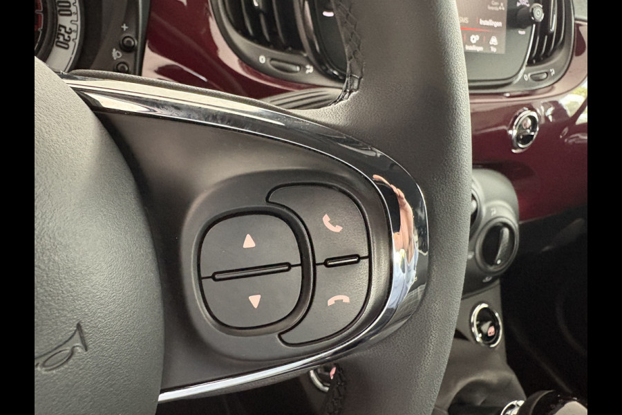 Fiat 500C 1.2 lounge Airco - Apple carplay - Navigatie - Parkeersensoren achter - Licht metalen velgen 15 inch - Cruise control - Bluetooth - Radio - Start/stop systeem - Elektrische ramen
