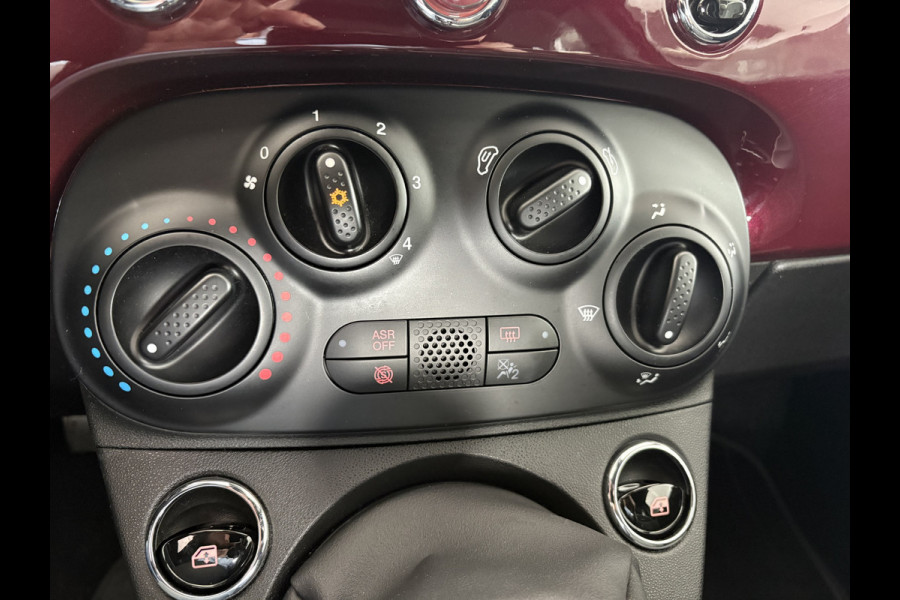 Fiat 500C 1.2 lounge Airco - Apple carplay - Navigatie - Parkeersensoren achter - Licht metalen velgen 15 inch - Cruise control - Bluetooth - Radio - Start/stop systeem - Elektrische ramen
