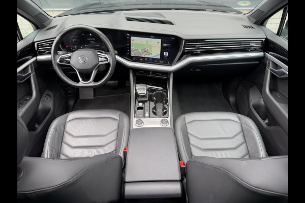 Volkswagen Touareg 3.0 TSi eHybrid 4MOTION 20"/Panoramadak/Trekhaak/Luchtvering/Leder/Stuur + voorruit + stoelverwarming v+a/Dodehoek/Adaptieve cruise