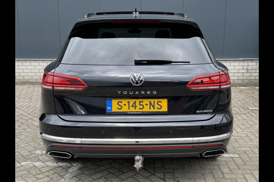 Volkswagen Touareg 3.0 TSi eHybrid 4MOTION 20"/Panoramadak/Trekhaak/Luchtvering/Leder/Stuur + voorruit + stoelverwarming v+a/Dodehoek/Adaptieve cruise