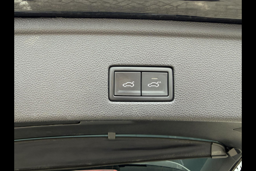 Volkswagen Touareg 3.0 TSi eHybrid 4MOTION 20"/Panoramadak/Trekhaak/Luchtvering/Leder/Stuur + voorruit + stoelverwarming v+a/Dodehoek/Adaptieve cruise
