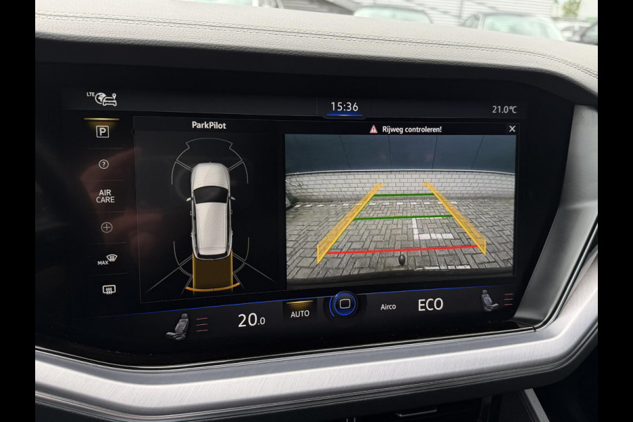 Volkswagen Touareg 3.0 TSi eHybrid 4MOTION 20"/Panoramadak/Trekhaak/Luchtvering/Leder/Stuur + voorruit + stoelverwarming v+a/Dodehoek/Adaptieve cruise