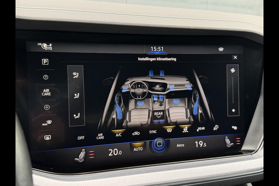 Volkswagen Touareg 3.0 TSi eHybrid 4MOTION 20"/Panoramadak/Trekhaak/Luchtvering/Leder/Stuur + voorruit + stoelverwarming v+a/Dodehoek/Adaptieve cruise