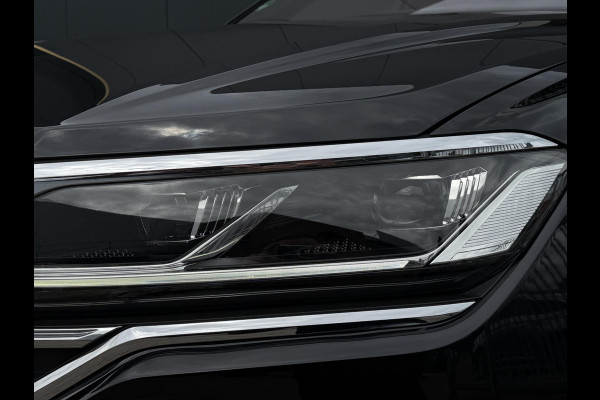 Volkswagen Touareg 3.0 TSi eHybrid 4MOTION 20"/Panoramadak/Trekhaak/Luchtvering/Leder/Stuur + voorruit + stoelverwarming v+a/Dodehoek/Adaptieve cruise
