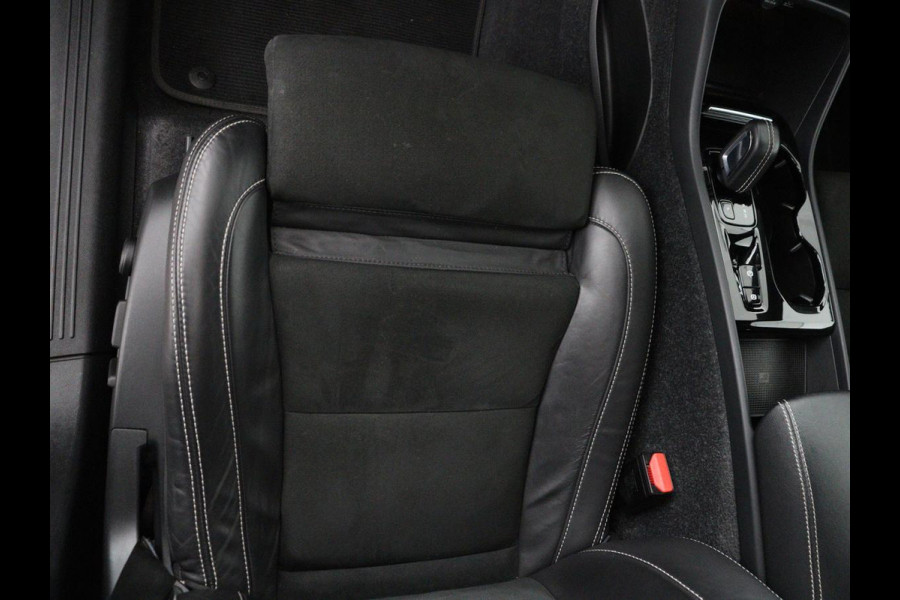 Volvo XC40 1.5 T5 Recharge R-Design | SOH 89,1% | Panoramadak | Trekhaak | Stoelverwarming | 360 Camera | Harman/Kardon | Adaptive cruise | Leder/Alcantara | Navigatie | Carplay | Memory | PHEV | Plug In