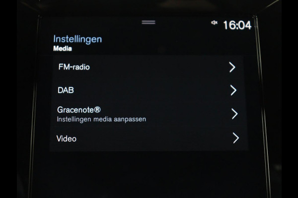 Volvo XC40 1.5 T5 Recharge R-Design | SOH 89,1% | Panoramadak | Trekhaak | Stoelverwarming | 360 Camera | Harman/Kardon | Adaptive cruise | Leder/Alcantara | Navigatie | Carplay | Memory | PHEV | Plug In