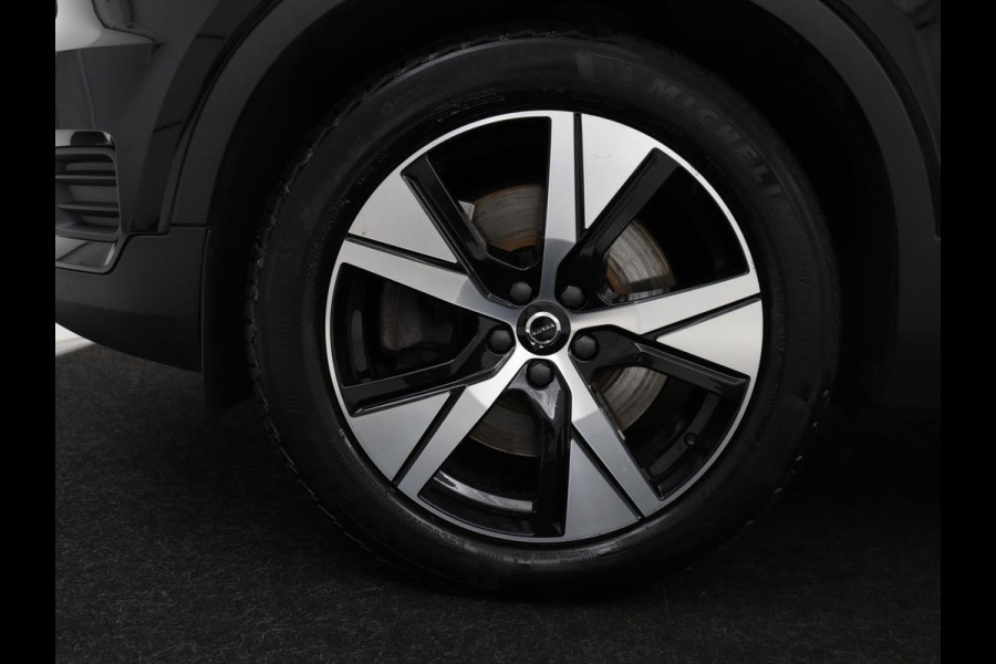Volvo XC40 1.5 T5 Recharge R-Design | SOH 89,1% | Panoramadak | Trekhaak | Stoelverwarming | 360 Camera | Harman/Kardon | Adaptive cruise | Leder/Alcantara | Navigatie | Carplay | Memory | PHEV | Plug In