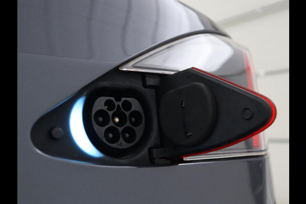 Tesla Model S 75D Base | SOH 89.9 | Panoramadak | Stuurverwarming | Leder | Autopilot | Stoelverwarming | Camera | Keyless | Full LED | Parkeerhulp | Achterbankverwarming | Origineel NL